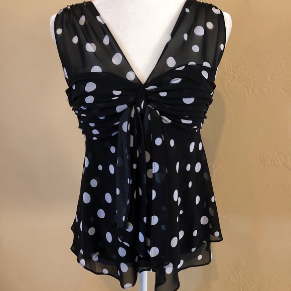 R&M Richards Tops - ❇️ R&M Richards blouse, Black & white, polka dot